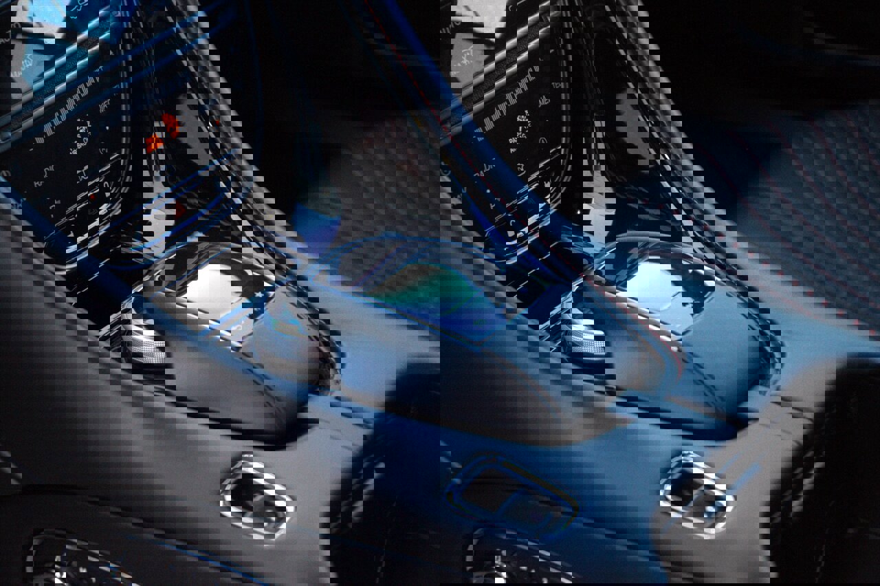 Used 2018 Aston Martin DB11 Coupe image 20