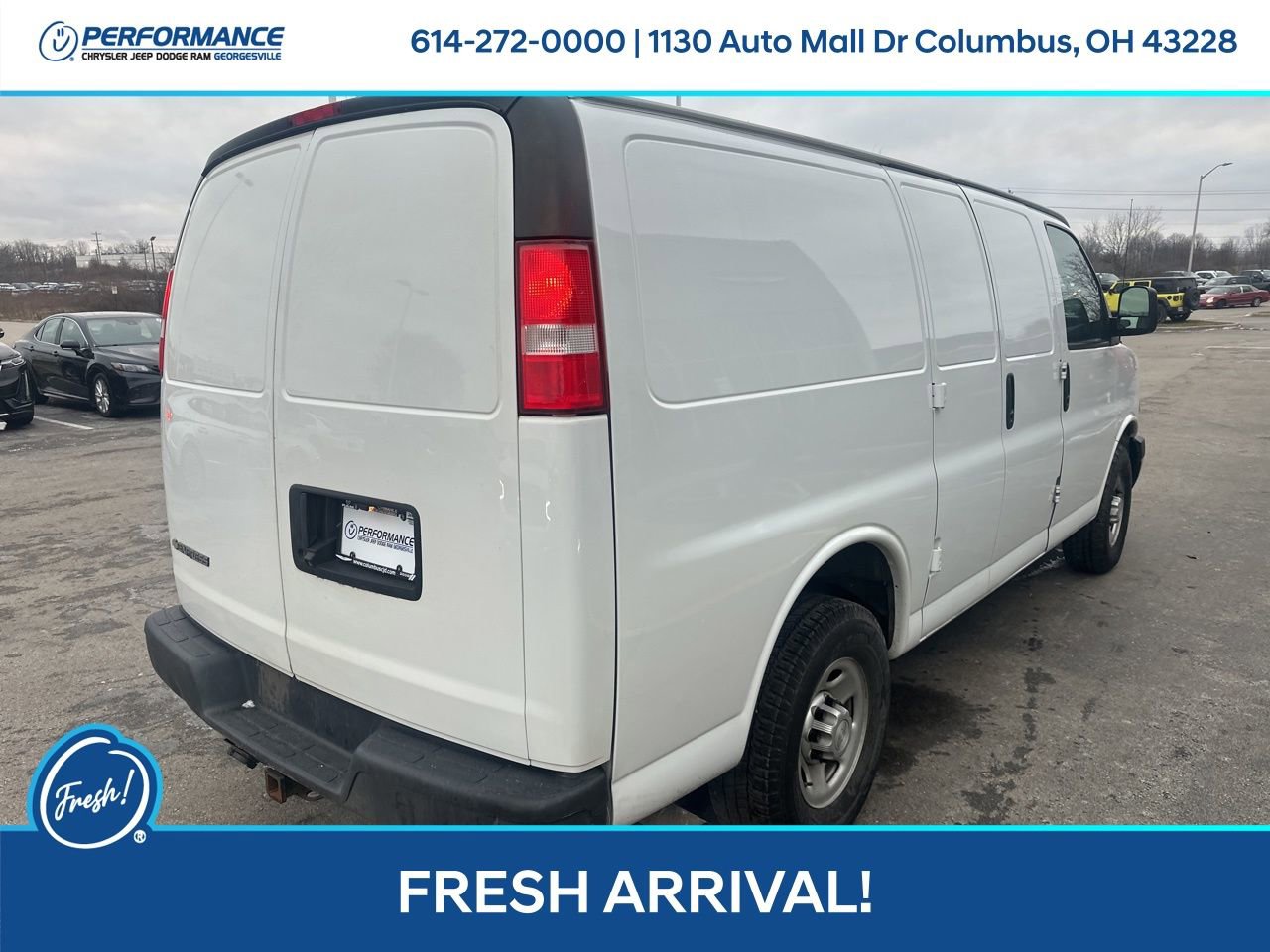 Used 2019 Chevrolet Express 3500 w/ Driver Convenience Package image 4