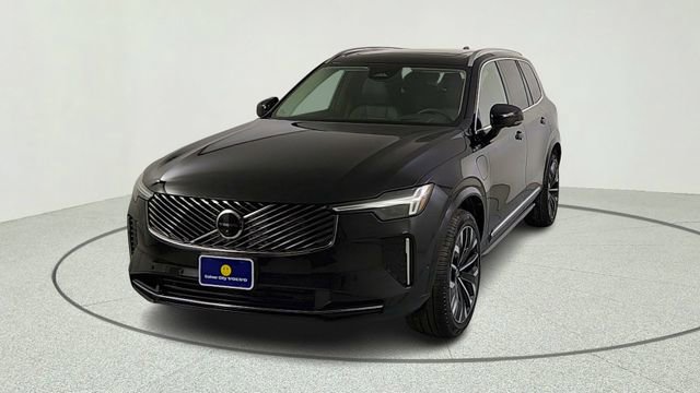 New 2026 Volvo XC90 T8 Ultra w/ Lounge Package AWD/4WD image 2