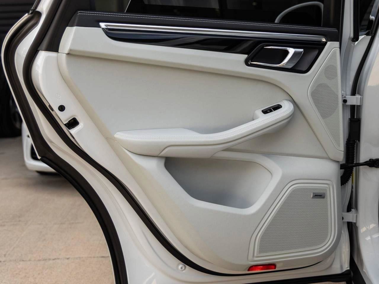 New 2026 Porsche Macan S image 83