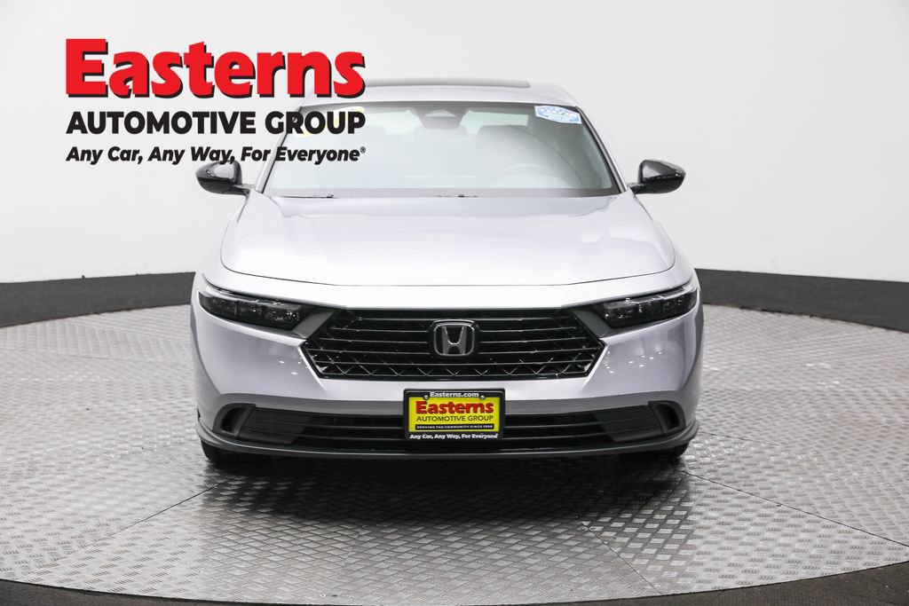 Used 2024 Honda Accord Sport image 2