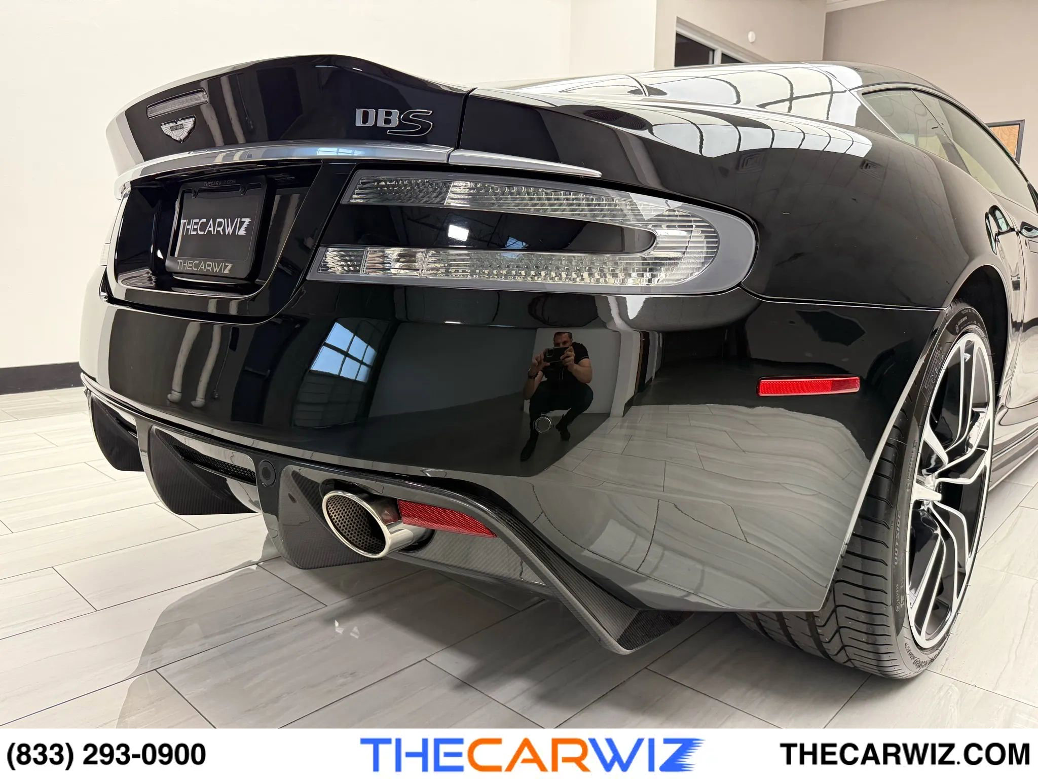 Used 2012 Aston Martin DBS Coupe image 25