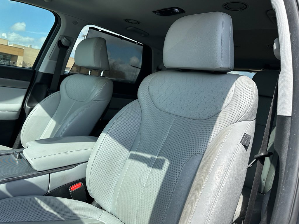 Used 2020 Hyundai Palisade SEL w/ Premium Package image 12