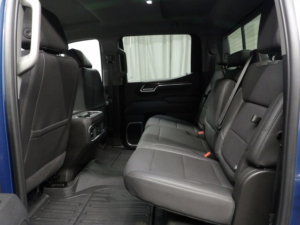 Used 2026 GMC Sierra 1500 Elevation w/ Elevation Premium Package AWD/4WD image 17