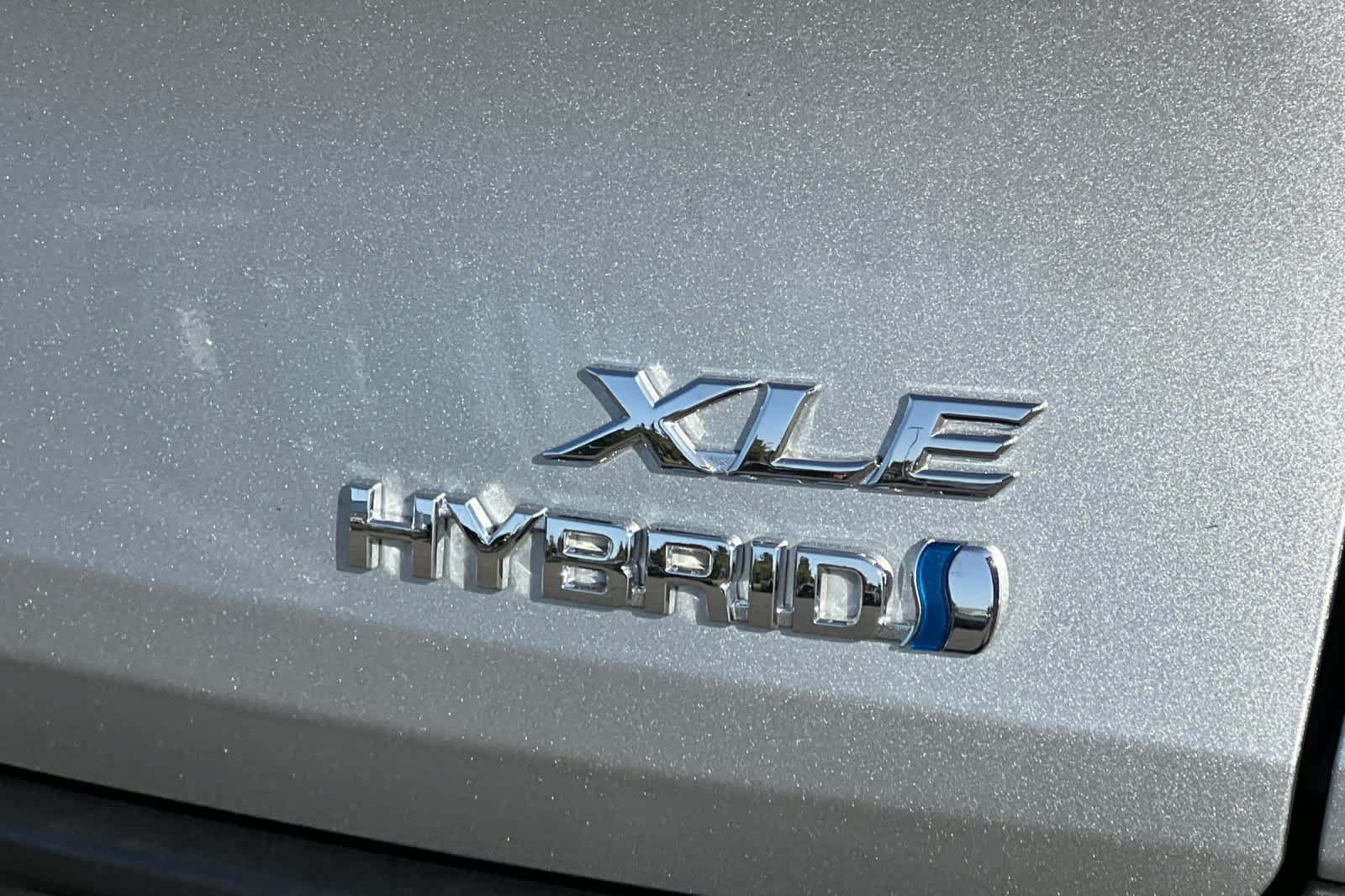 Certified 2022 Toyota Sienna XLE FWD image 33