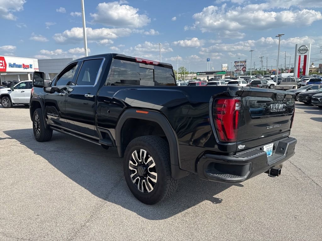 Used 2025 GMC Sierra 2500 Denali Ultimate AWD/4WD image 4
