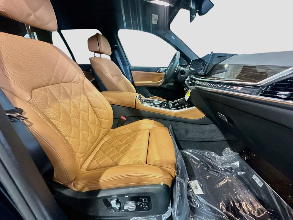 New 2026 BMW X5 xDrive40i w/ M Sport Package AWD/4WD image 30