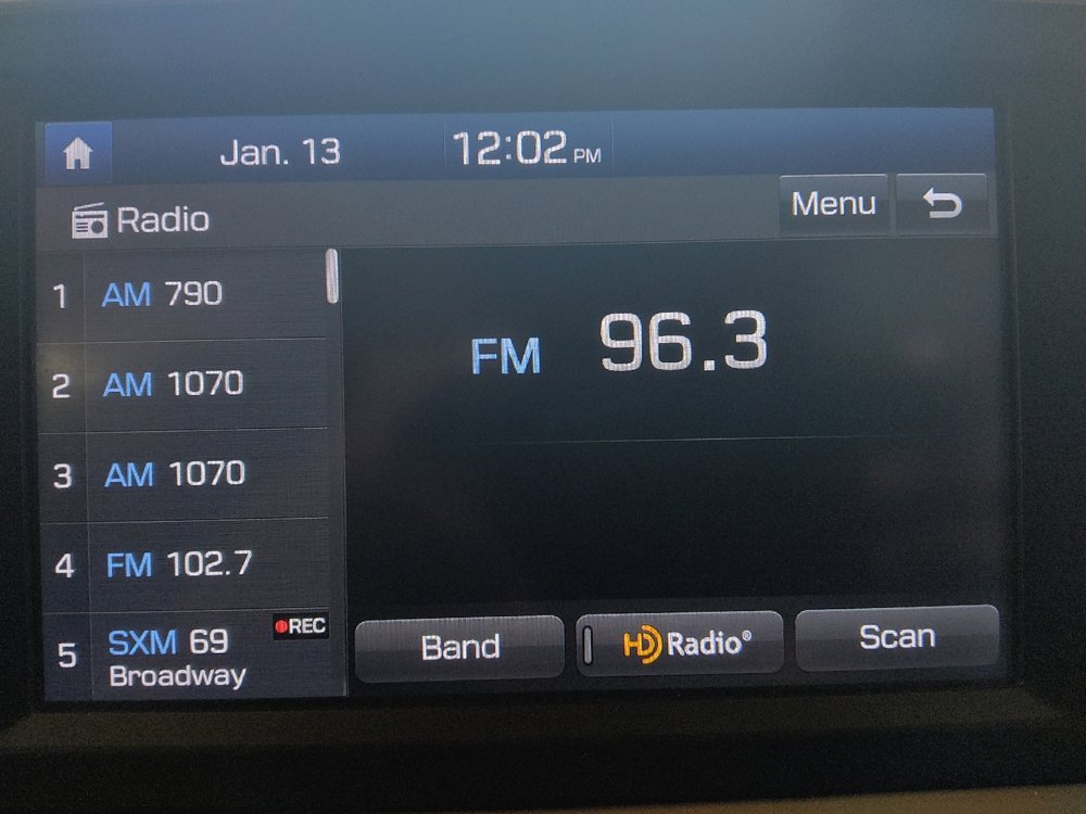 Used 2019 Hyundai Santa Fe Limited image 25