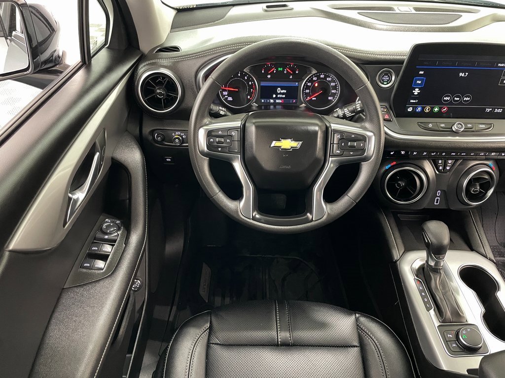 Used 2025 Chevrolet Blazer LT w/ Convenience Package image 19