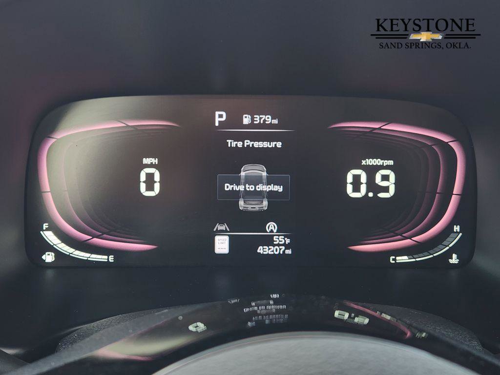 Used 2023 Kia Soul EX image 16