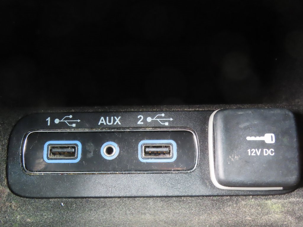 Used 2019 Jeep Grand Cherokee Limited image 10