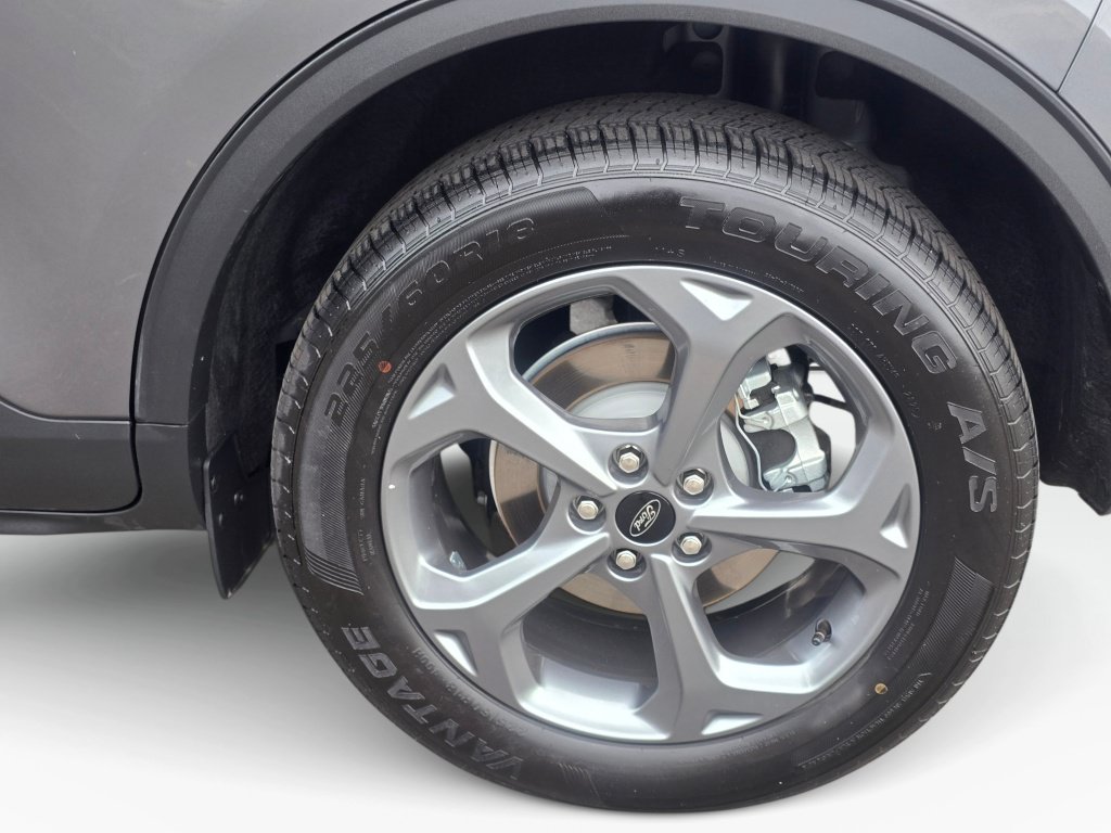 Used 2025 Ford Escape ST-Line Select AWD/4WD image 19