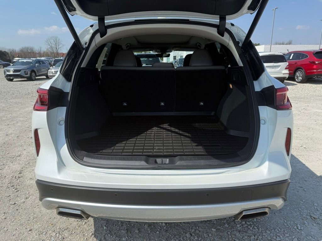 Used 2024 INFINITI QX50 Sensory image 13