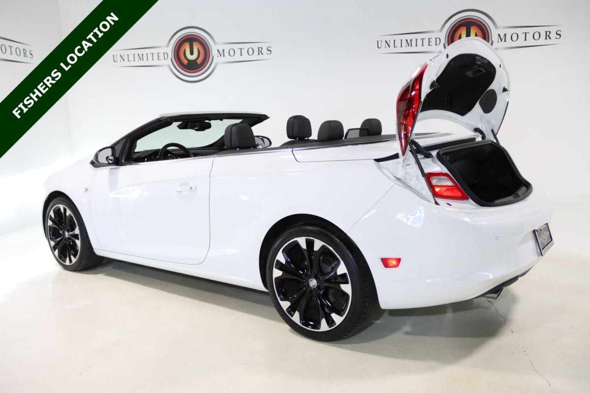 Used 2018 Buick Cascada Sport Touring w/ Dark Effects Package FWD image 31