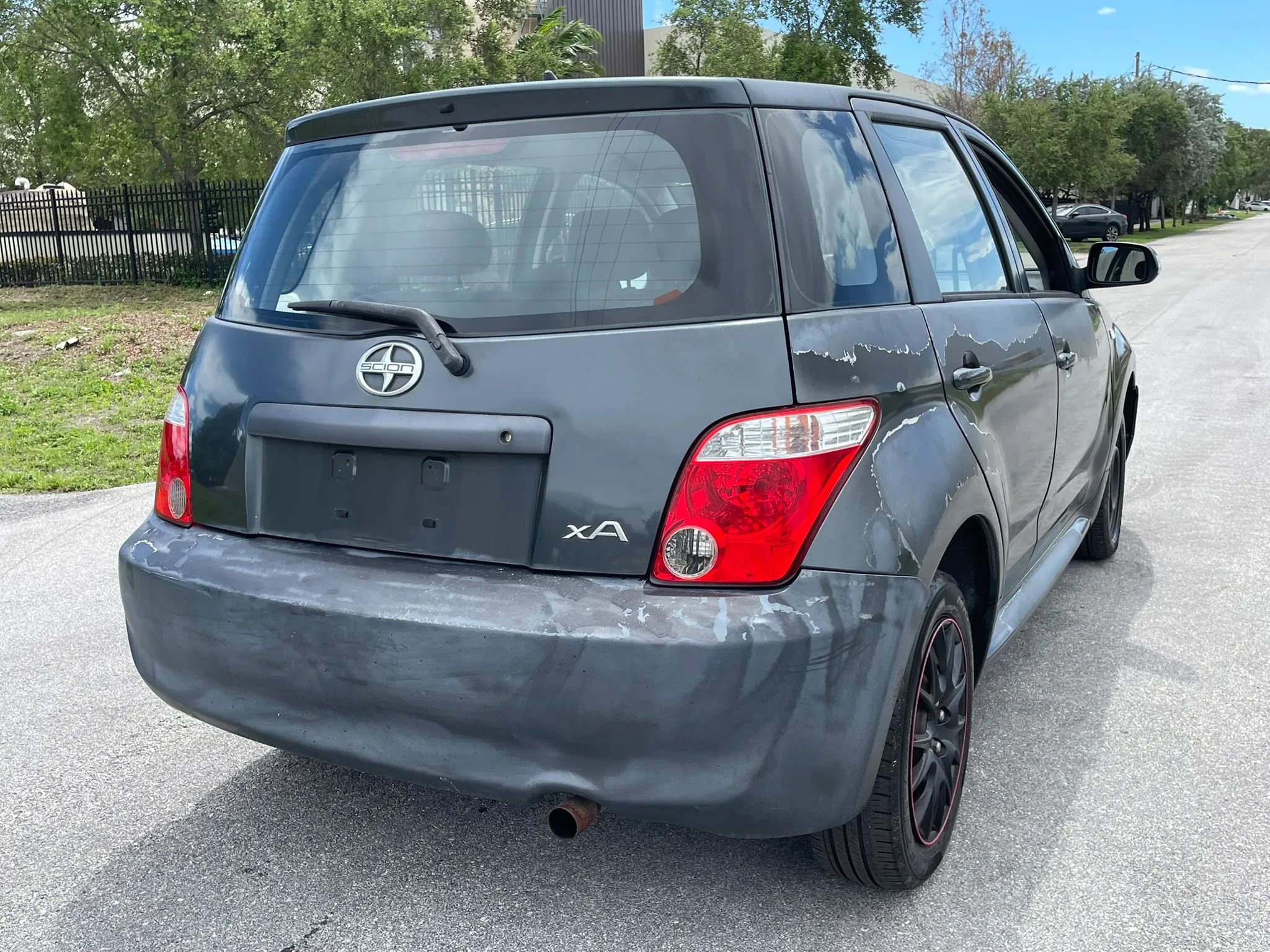 Used 2006 Scion xA FWD image 6