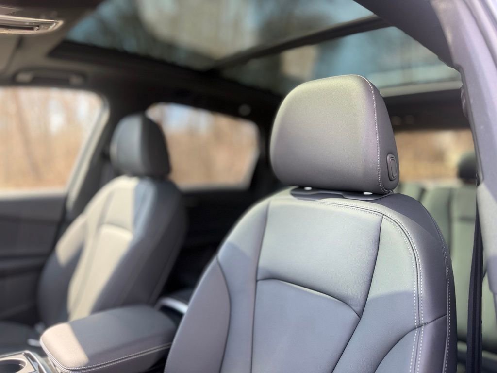 Certified 2025 Audi Q7 2.0T Premium w/ Convenience Plus Package image 16
