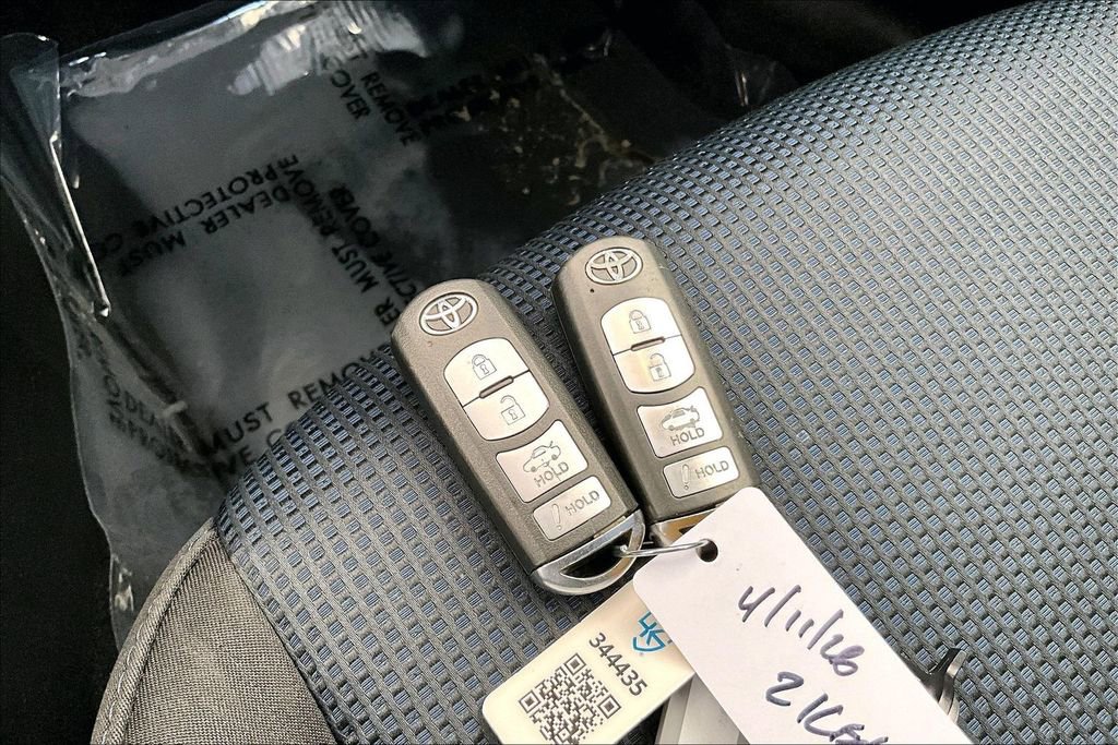 Used 2018 Toyota Yaris iA FWD image 35