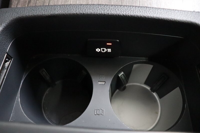 Used 2022 Audi Q5 2.0T Prestige AWD/4WD image 16
