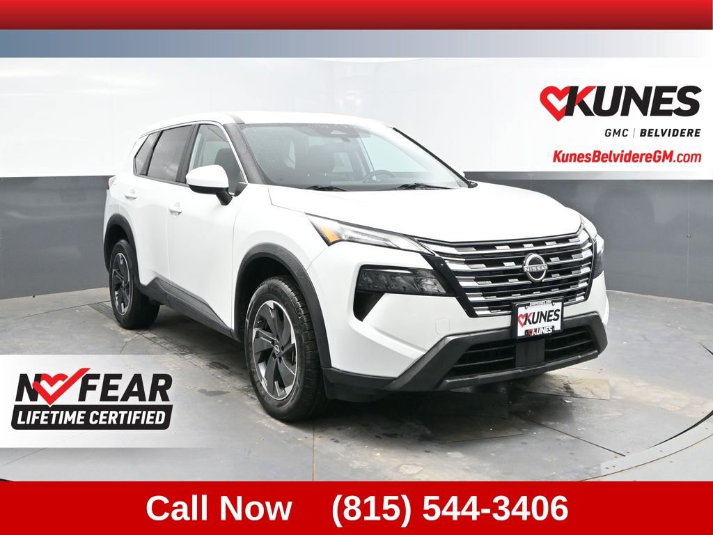 Used 2025 Nissan Rogue SV AWD/4WD image 1