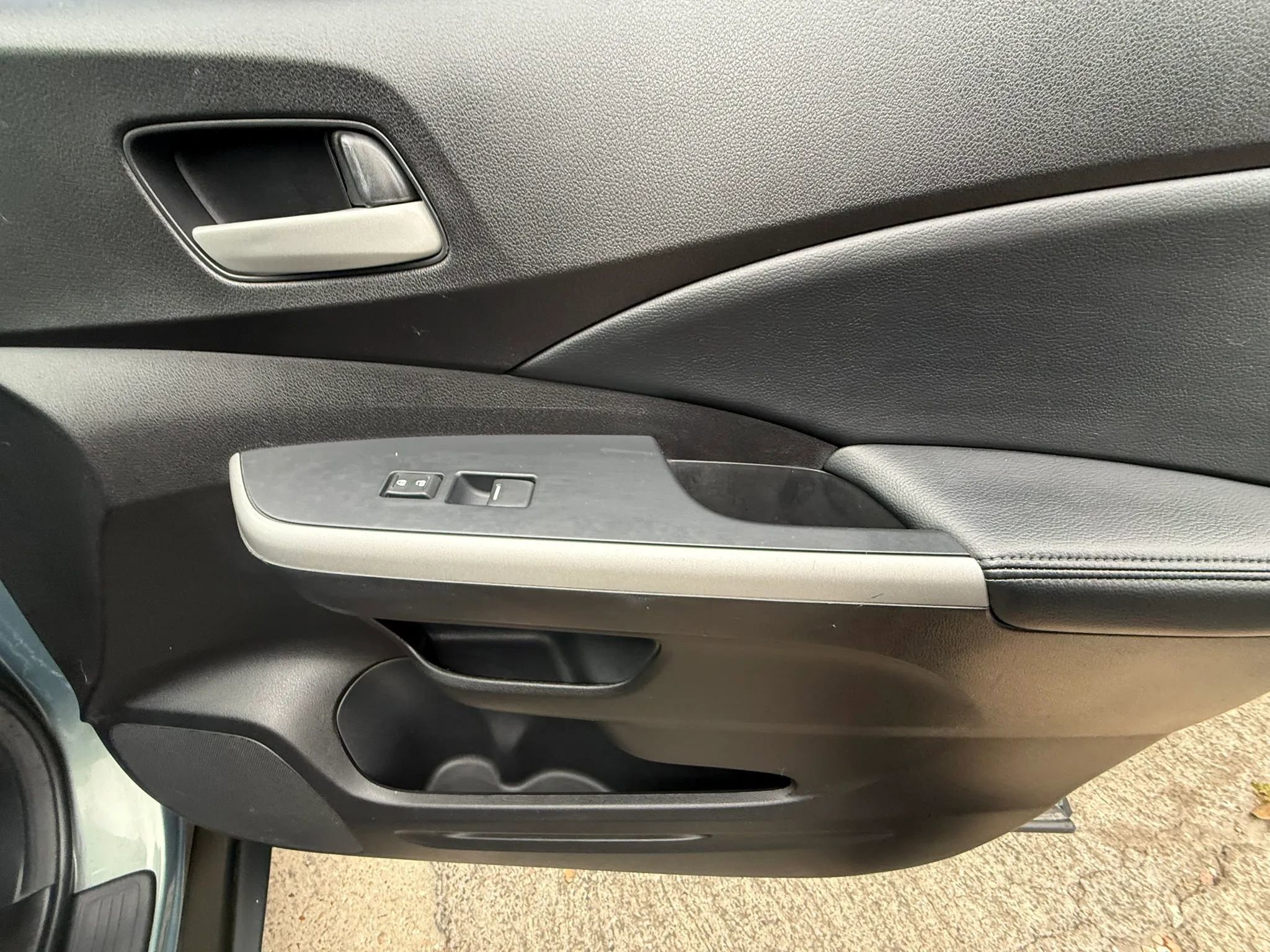 Used 2012 Honda CR-V EX-L image 24