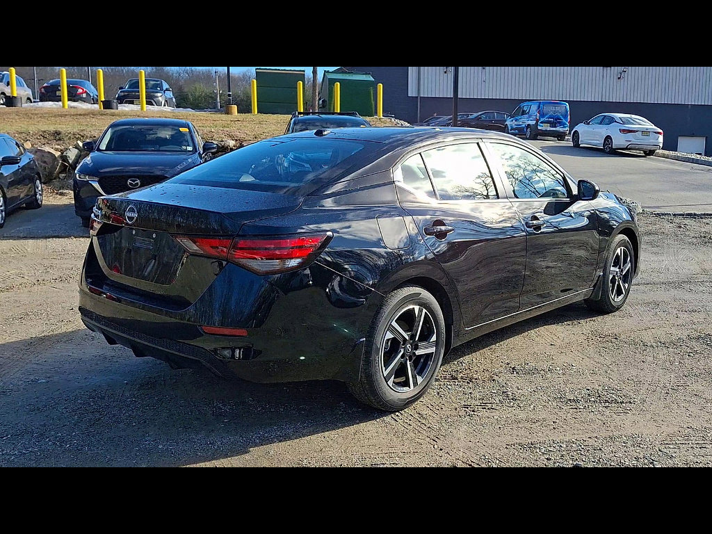 Used 2025 Nissan Sentra SV w/ All-Weather Package image 8