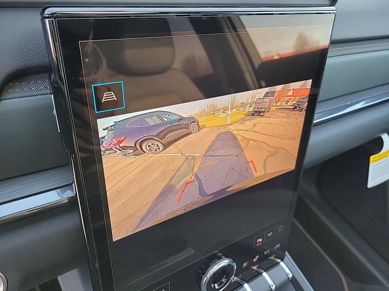 New 2026 GMC Terrain AT4 w/ Convenience Package III image 26