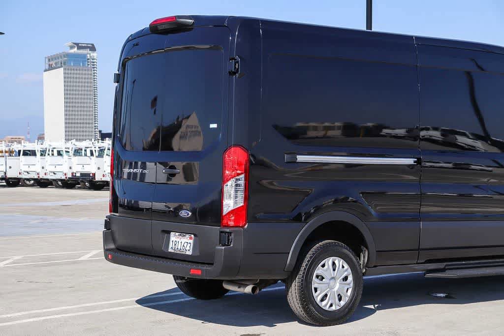 Used 2025 Ford Transit 250 148 Medium Roof RWD image 9