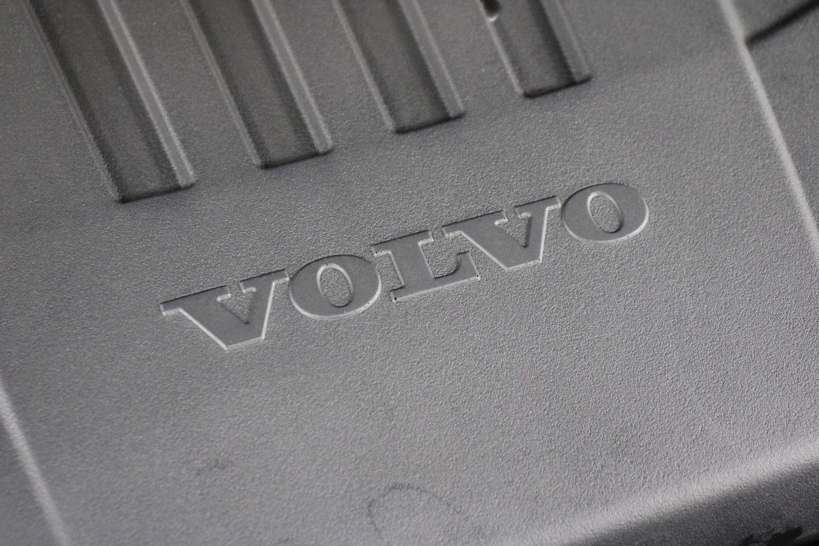 Certified 2024 Volvo S60 B5 Ultimate AWD/4WD image 25