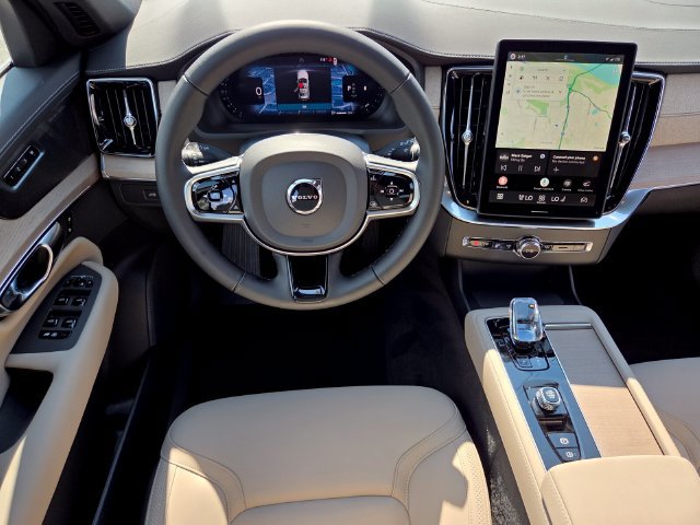 New 2027 Volvo XC90 B6 Plus AWD/4WD image 12