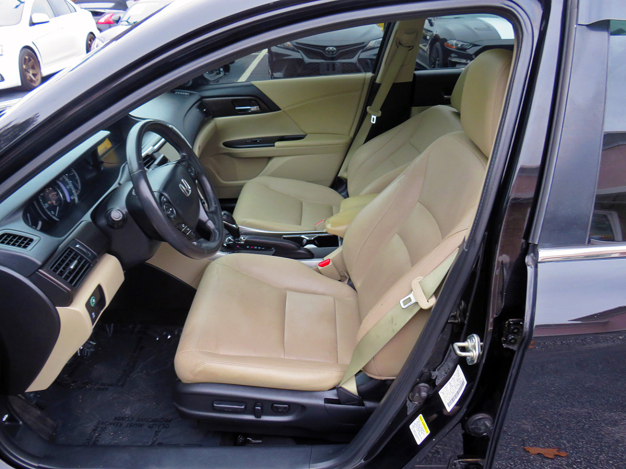 Used 2014 Honda Accord EX-L image 11