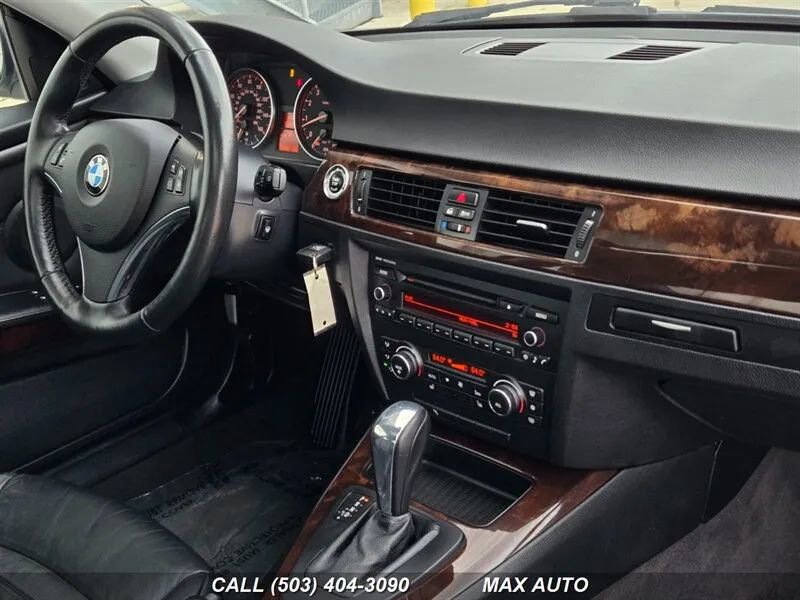 Used 2012 BMW 335i Coupe image 18