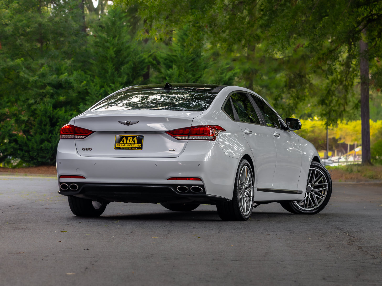 Used 2017 Genesis G80 5.0 Ultimate RWD image 4