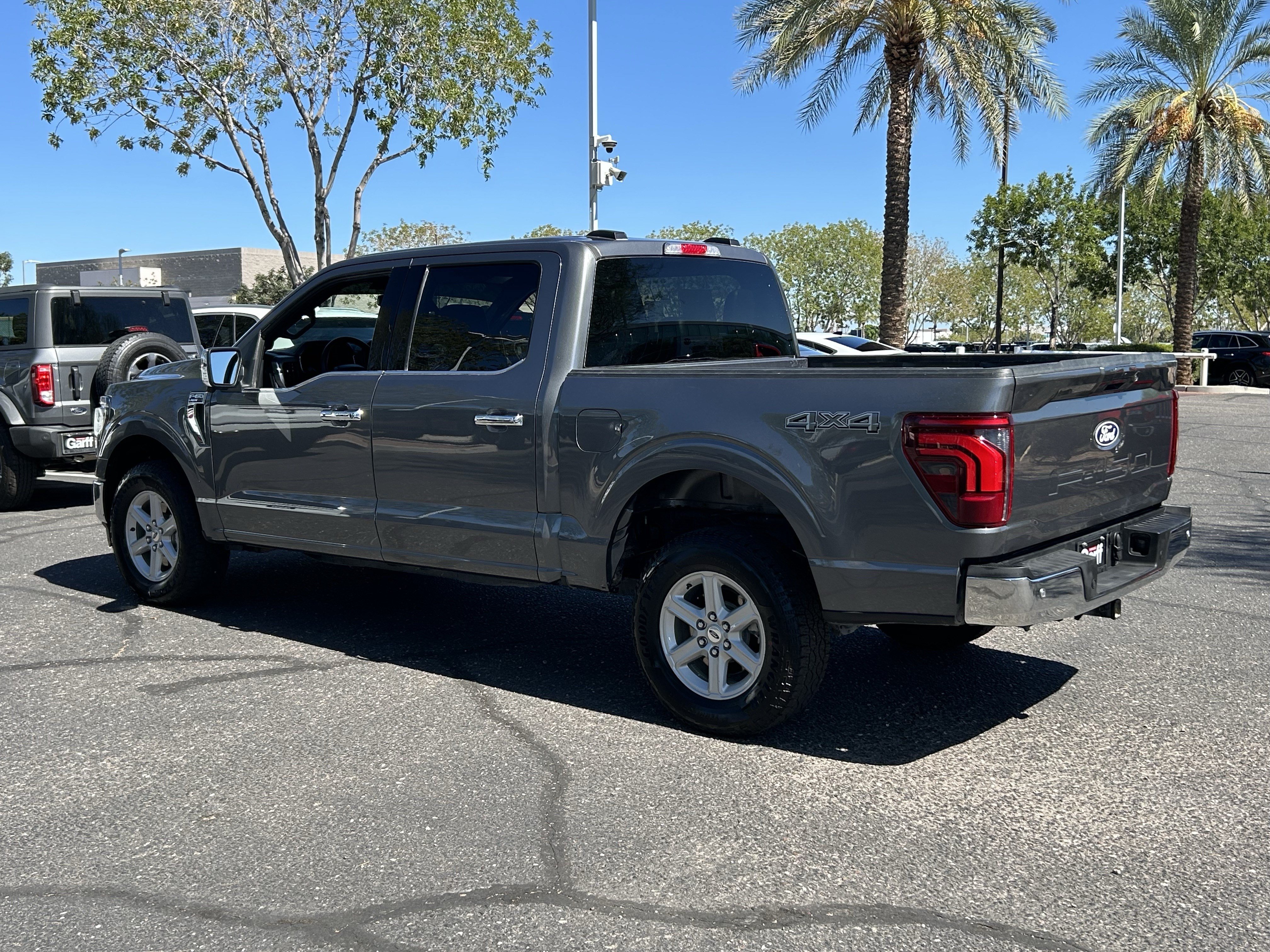 Used 2025 Ford F150 Lariat AWD/4WD image 3