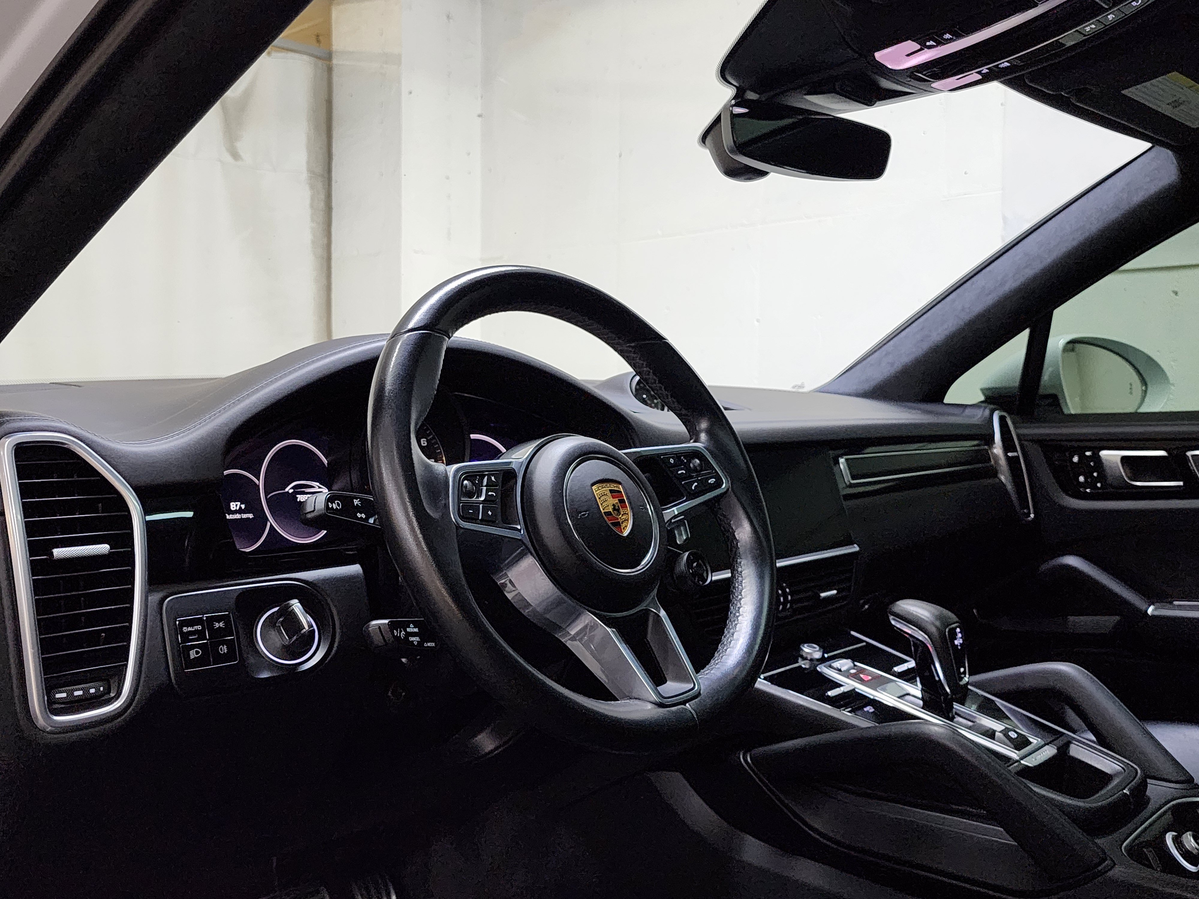 Used 2021 Porsche Cayenne GTS AWD/4WD image 13