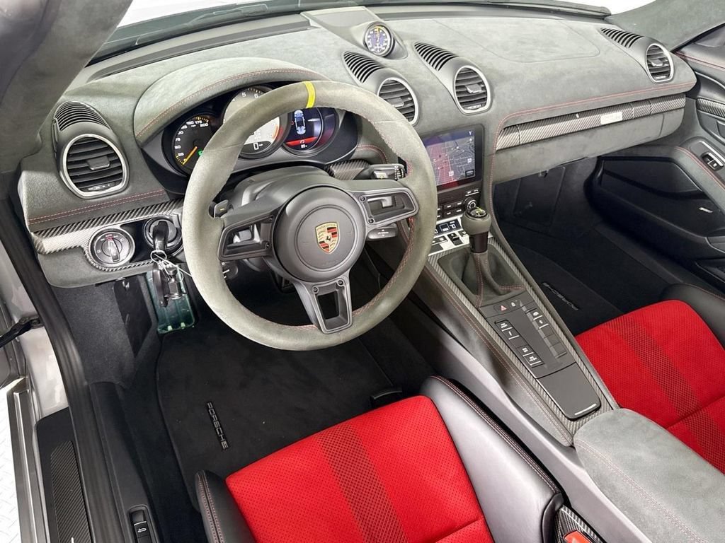 Certified 2025 Porsche 718 Boxster Spyder RS RWD image 4