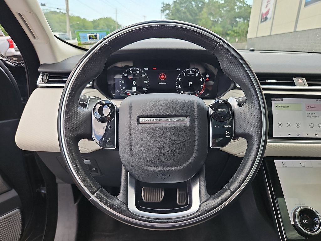 Used 2019 Land Rover Range Rover Velar R-Dynamic SE AWD/4WD image 21