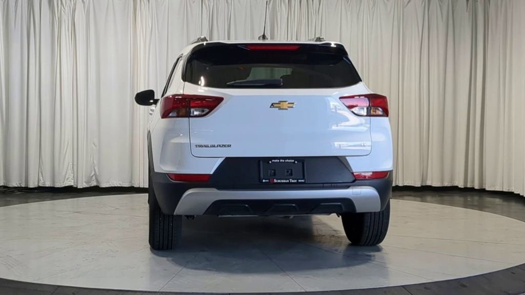 Used 2023 Chevrolet TrailBlazer LT w/ Convenience Package FWD image 7