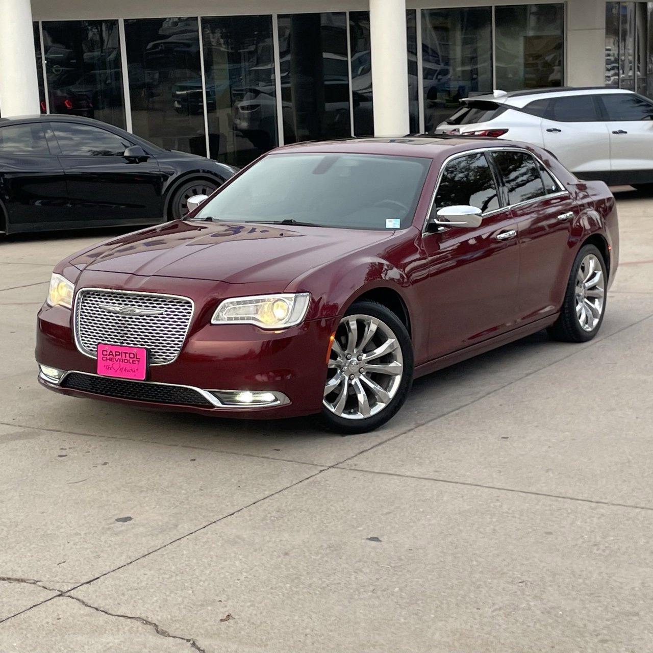 Used 2020 Chrysler 300 Limited image 9