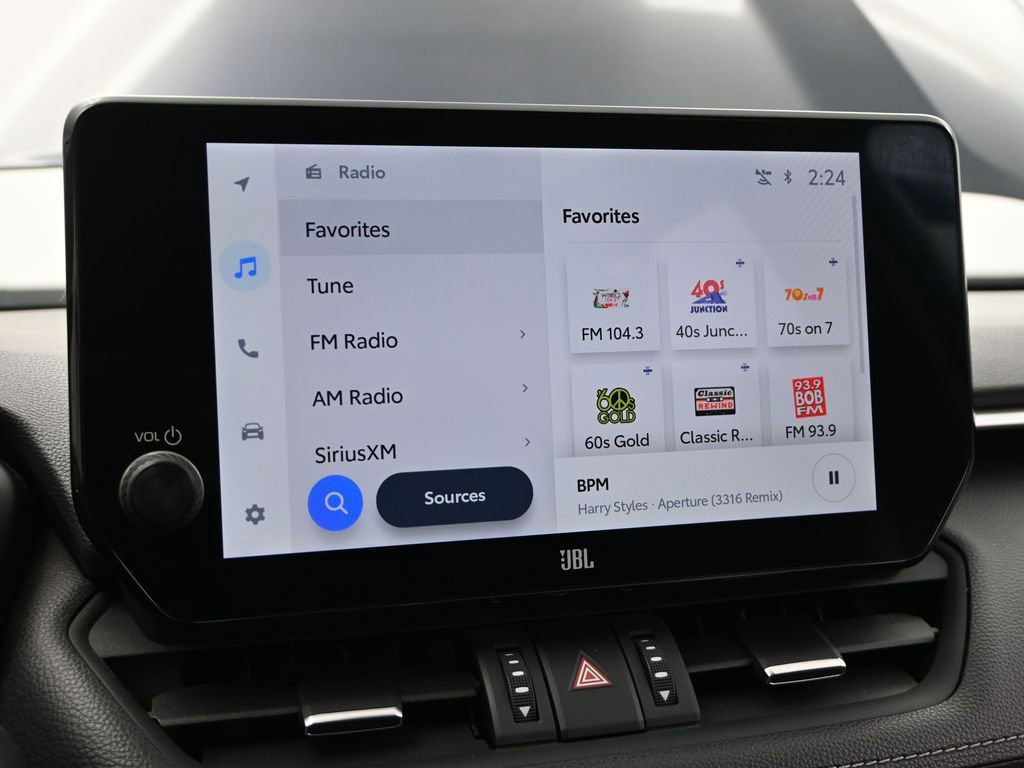 Used 2023 Toyota RAV4 Limited image 25