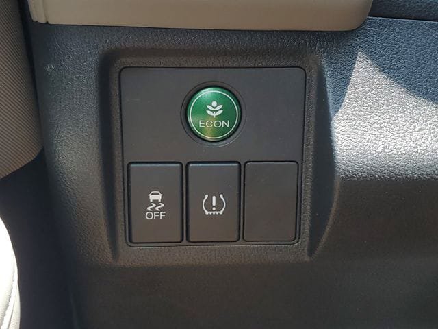 Used 2017 Honda HR-V LX image 31