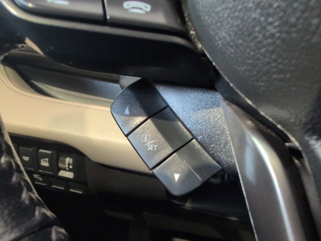 Used 2021 Subaru Ascent Limited w/ Popular Package #2 image 15