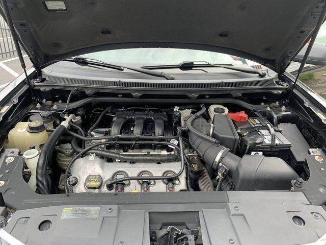 Used 2010 Ford Flex SE FWD image 16