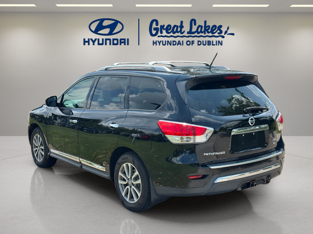 Used 2014 Nissan Pathfinder SL w/ SL Tech Package AWD/4WD image 3