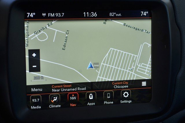 Used 2023 Jeep Renegade Latitude image 34