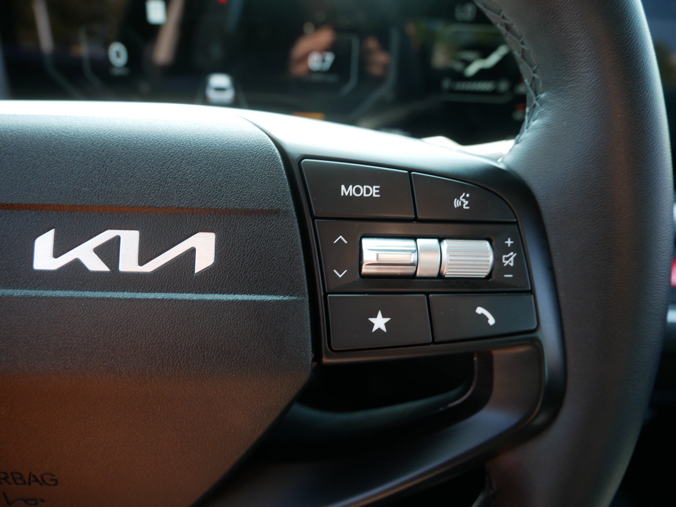 Used 2025 Kia K4 EX FWD image 30