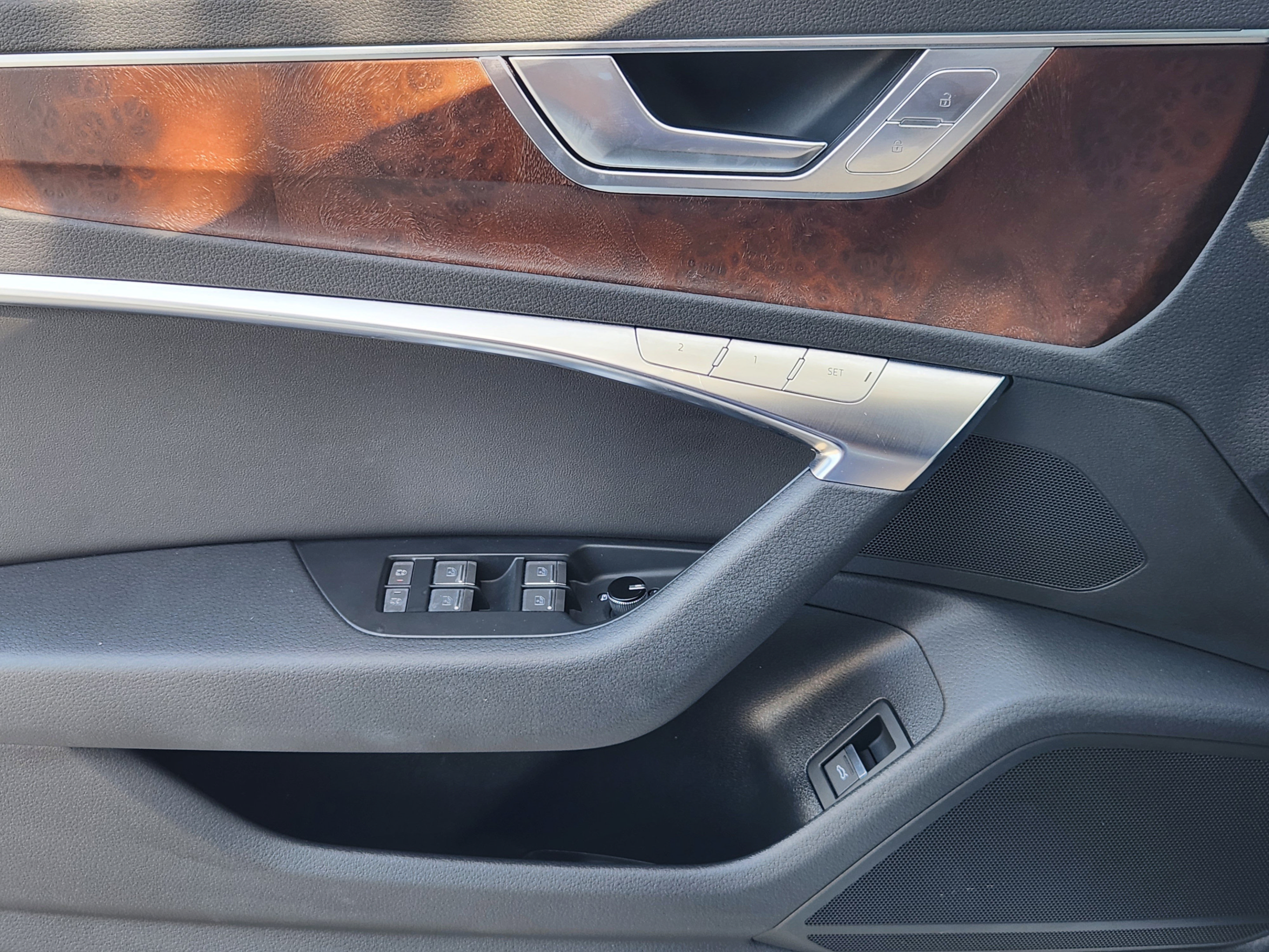 Used 2019 Audi A6 3.0T Premium w/ Convenience Package AWD/4WD image 18