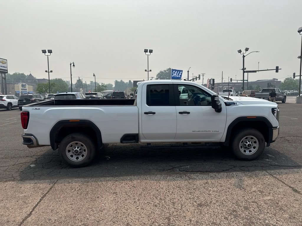 Used 2024 GMC Sierra 2500 Pro AWD/4WD image 9