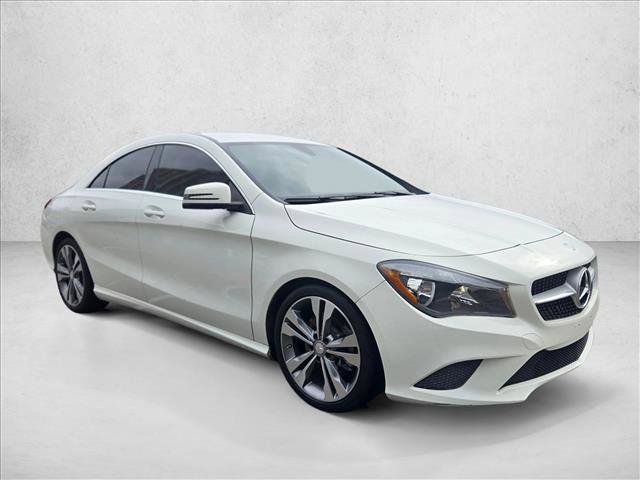 Used 2015 Mercedes-Benz CLA 250 image 3