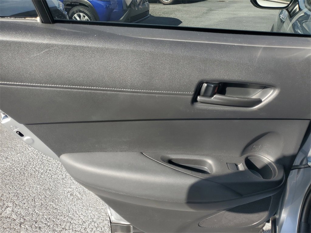 Used 2022 Toyota Corolla Cross LE image 13