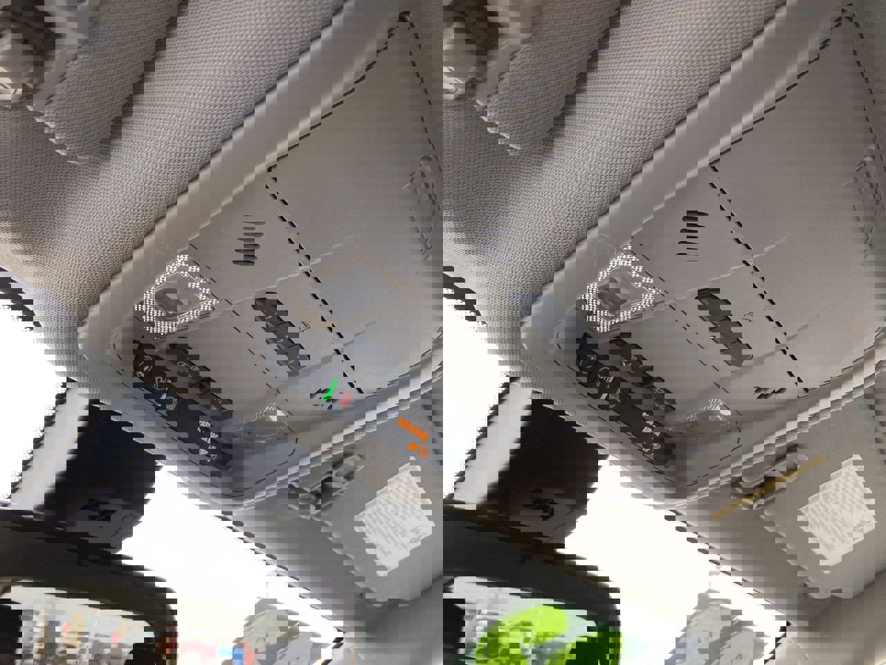 Used 2023 Chevrolet Equinox Premier image 32